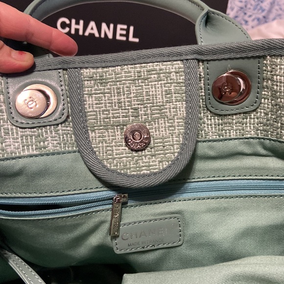 Chanel 31 RUE CAMBON PARIS - Picture 9 of 12